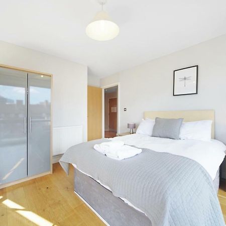 2 Bed Executive Penthouse Near Liverpool Street Free Wifi By City Stay Aparts Londres Exterior foto